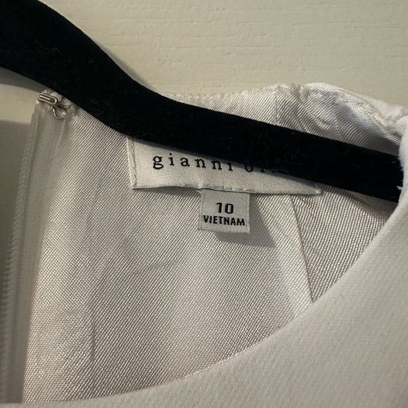 Gianni Bini Emma Crepe Structured Sleeveless A-Line Mini Dress - Picture 2 of 3